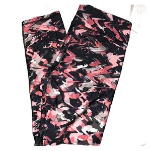 Pink Camo Leggings
